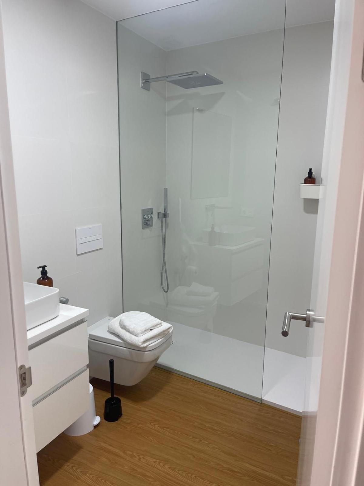 Apartamento Calle Rodrigo De Triana Con Opcion De Parking Sevilla Exterior foto